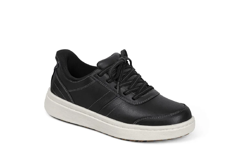 men casual shoes for fall-Wander Hands-Free - Black