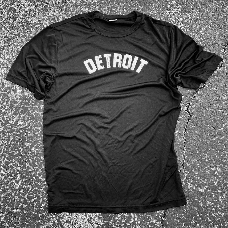 men clothing zippered sweater-Mens Detroit Bend Performance T-shirt (Black)