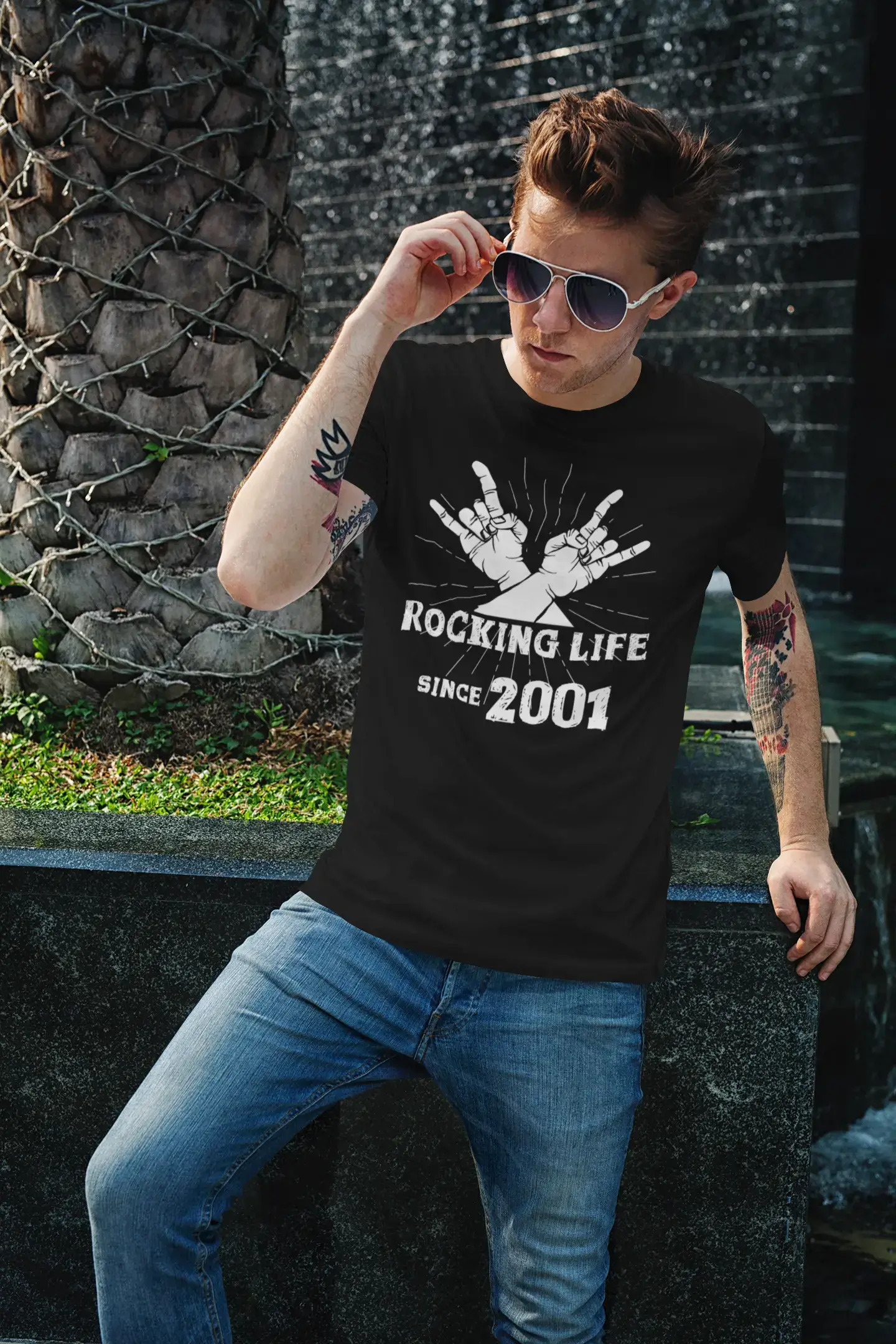 men clothing sports jacket-Rocking Life Since 2001 Men's T-shirt Black Birthday Gift 00419